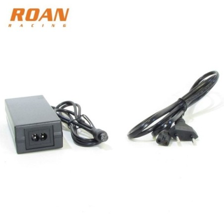 Cargador bateria hembra 42V-2A - Roanracing.com